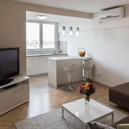 Apartment Admiral Белград Стая снимка
