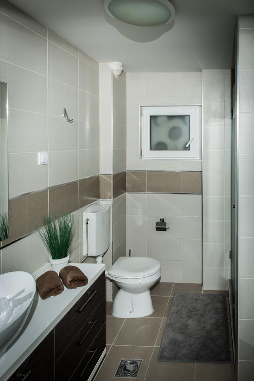 Apartment Admiral Белград Стая снимка