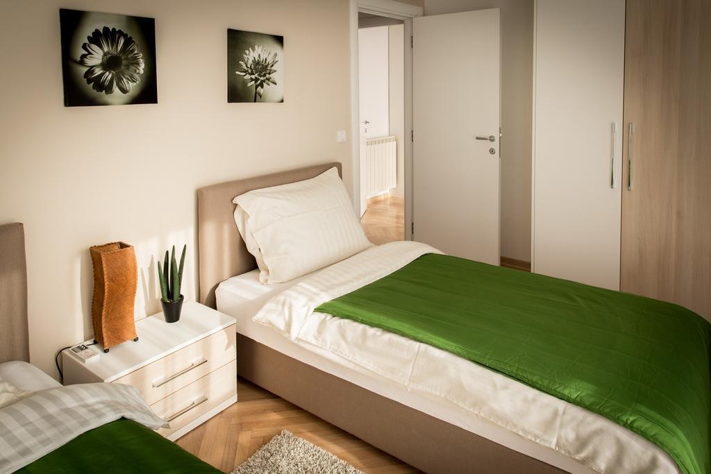 Apartment Admiral Белград Стая снимка